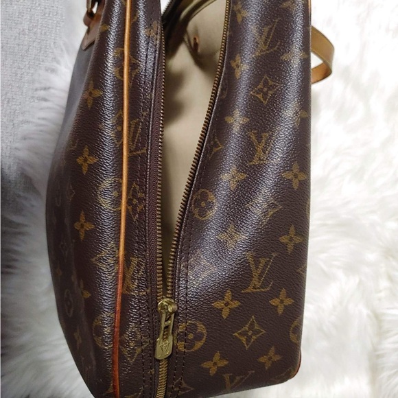 Authentic Louis Vuitton Brown Monogram Canvas Excursion Shoe Travel Bag - Picture 3 of 12